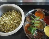 ફણગાવેલા મગ નું શાક રેસીપી સ્ટેપ2ફોટો