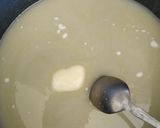 A picture of step 3 of Pandan Honeycomb Cake (Bánh bò nướng lá dứa).