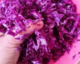 Foto del paso 2 de la receta: Chucrut rojo al jengibre ♥️ (repollo colorado, col lombarda o berza morada). Probióticos 💪🏽
