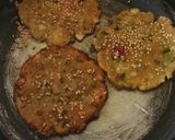 A picture of step 5 of Bajra Mini Roti.