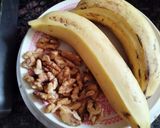 A picture of step 1 of Banana walnut cake.