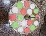 A picture of step 3 of Mini tri colour idli.