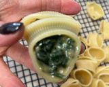 Foto del paso 7 de la receta: Lumaconi relleno de espinacas, gorgonzola y pera 🇮🇹