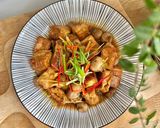 Hình bước làm 4 của món Đậu hũ kho nấm rơm