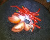 Foto langkah ke 1 dari resep Sambal Leunca Terong Bakar.