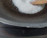 Foto langkah ke 1 dari resep Kue Keranjang Kilat.