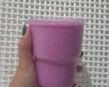 Foto langkah ke 4 dari resep Banana Dragon Smoothies.