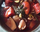 A picture of step 2 of Red tomatoes carrot soup.