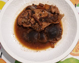 Foto del paso 2 de la receta: Pollo al cava con salsa de soja y shiitakes