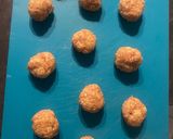 Une image de l'étape 2 de Boulettes de poulet au curry & ses coquillettes.