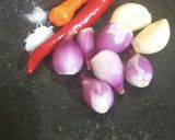 Foto langkah ke 1 dari resep Telur Dadar Bumbu.