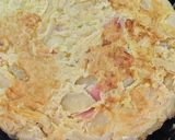 Foto del paso 6 de la receta: Tortilla de papa con jamón y cebolla