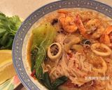 A picture of step 11 of Korean Jjamppong (Spicy Seafood Noodle Soup).