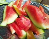 वाटरमेलन जग्गेरी हलवा (Watermelon jaggery halwa recipe in hindi) रेसिपी चरण 1 फोटो
