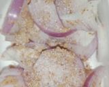 A picture of step 2 of Masala onion.