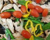 A picture of step 6 of MY BBQ Chicken Stir Fry 😘.