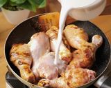 Foto langkah ke 3 dari resep Gulai Ayam Praktis.