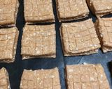 Túrós kocka teljes kiőrlésű liszttel recept fázis 13 fotója