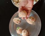 A picture of step 2 of Crispy 😋Aloo Bade.