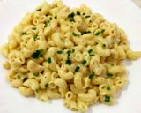 A picture of step 6 of White Sauce Cheesy Pasta.