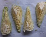 Foto del paso 2 de la receta: Repollo gota al horno con salsa cremosa de albahaca