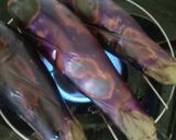 Foto langkah ke 1 dari resep Pecak terong kuah santan.