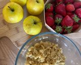 Une image de l'étape 1 de Crumble pommes fraises.