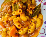Foto del paso 9 de la receta: TAPA DE 🥩ASADO🥩 PORCINA GUISADA (con fideos) 🍛🍲