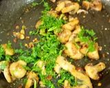 A picture of step 2 of Butter Garlic Mushrooms.