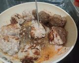A picture of step 3 of Swedish Meatballs and Gravy.