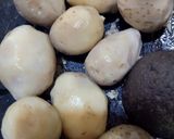 Foto langkah ke 1 dari resep Perkedel Kentang.