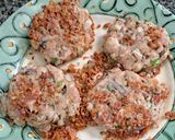 รูปขั้นตอนการทำที่ 6 ของ ลาบหมูก้อนทอดใบชะมวง