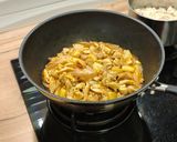 Foto del paso 5 de la receta Wok de Pollo con Piña y Shiitake