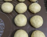 Foto langkah ke 5 dari resep Smoked Beef and Cheese Bread.