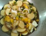 Foto langkah ke 4 dari resep Tofu Telur Kuah Mommylicious.