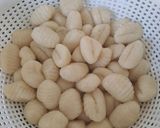 Csirkés gnocchi tejszínesen recept fázis 1 fotója