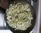 Foto del paso 2 de la receta: Empanadas de queso y cebolla