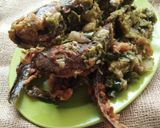 Foto langkah ke 4 dari resep Lele geprek sambel ijo.