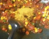 A picture of step 3 of Achari Curry Maggi.
