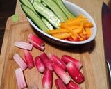 Foto del paso 2 de la receta: Anillo de arroz, pepinitos frescos, y rabanitos con mayonesa y mostaza de Dijón