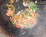Foto langkah ke 3 dari resep Tumis ikan gabus asin cabe ijo.