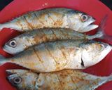 Foto langkah ke 1 dari resep Balado Ikan kembung.