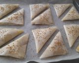 A picture of step 6 of Chicken Curry Samosas.