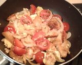Foto langkah ke 4 dari resep Kwetiaw Goreng Tomatto.