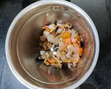 A picture of step 3 of Conchiglie in Walnut Sauce(Salsa Di Noci).