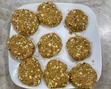 A picture of step 7 of Cottage Cheese and Onion Patties.