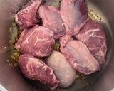 Foto del paso 1 de la receta: Carrillada en salsa