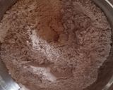 Foto langkah ke 3 dari resep Bolu kukus coklat.