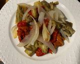 Foto del paso 5 de la receta: Ensalada de verduras asadas con atún