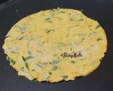 Methi-Palak-Makki ke Parathas recipe step 2 photo